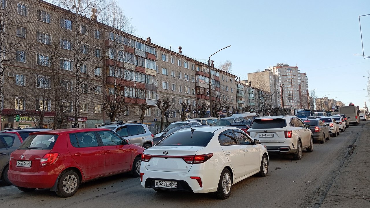 Главная картинка новости: С 15 апреля полный запрет для всех водителей: приготовьтесь платить 4-значные суммы за каждый выезд