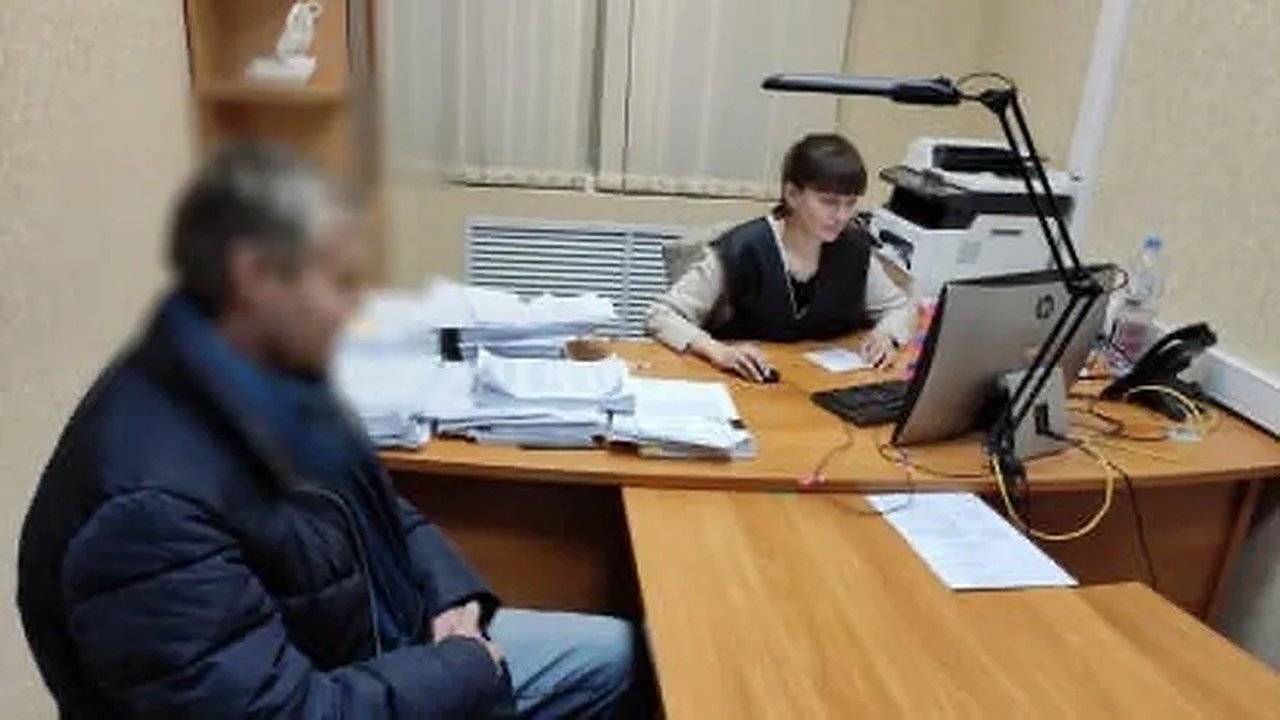 Главная картинка новости: В Кирове осудили 43-летнего жителя Коми за комментарии экстремистского характера