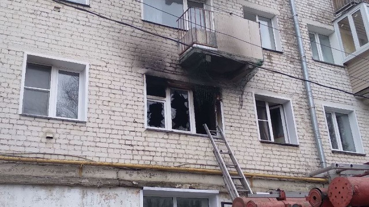 Главная картинка новости: "Муж вернулся в горящую квартиру и до последнего пытался помочь жене": семейная пара, которая погибла при пожаре у автовокзала, прожила в браке больше 40 лет