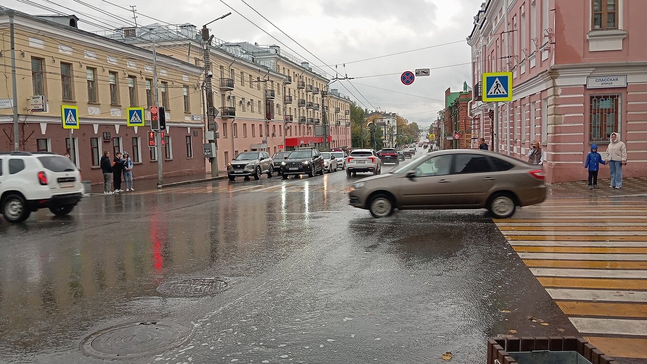 Главная картинка новости: Разборки с битой в баре: в Кирове задержали участников ночной драки