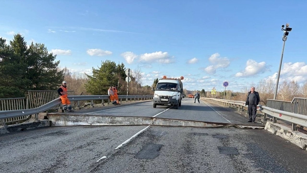 Главная картинка новости: В Кирове назвали сроки ремонта моста через Молому