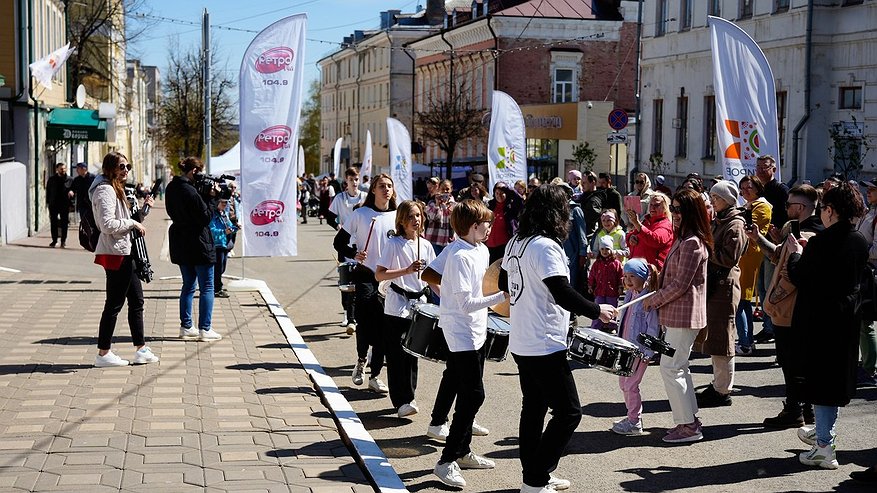 Главная картинка новости: В Кирове пешеходная Спасская стала лучшей ярмарочной площадкой России