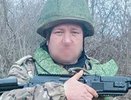 Кировского бойца ранило осколками дрона, но он доставил гаубицу к огневым позициям в зоне СВО