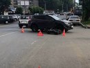 В Кирове на улице Андрея Упита столкнулись Toyota и мопед: есть пострадавший