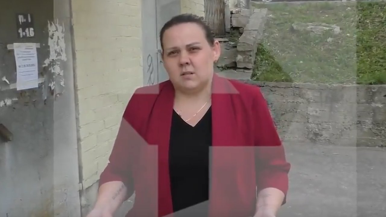 Главная картинка новости: "От страха заперли двери и окна в машине": новые подробности нападения бывшего чиновника на кировчанку с ребенком