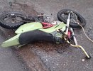В Кирове два подростка на мотоцикле врезались в "Ладу Калину"