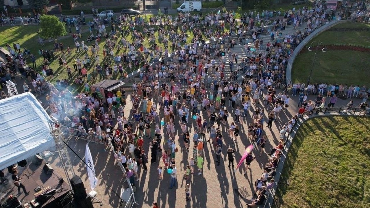 Главная картинка новости: Центром празднования Дня молодежи в Кировской области станут Вятские Поляны