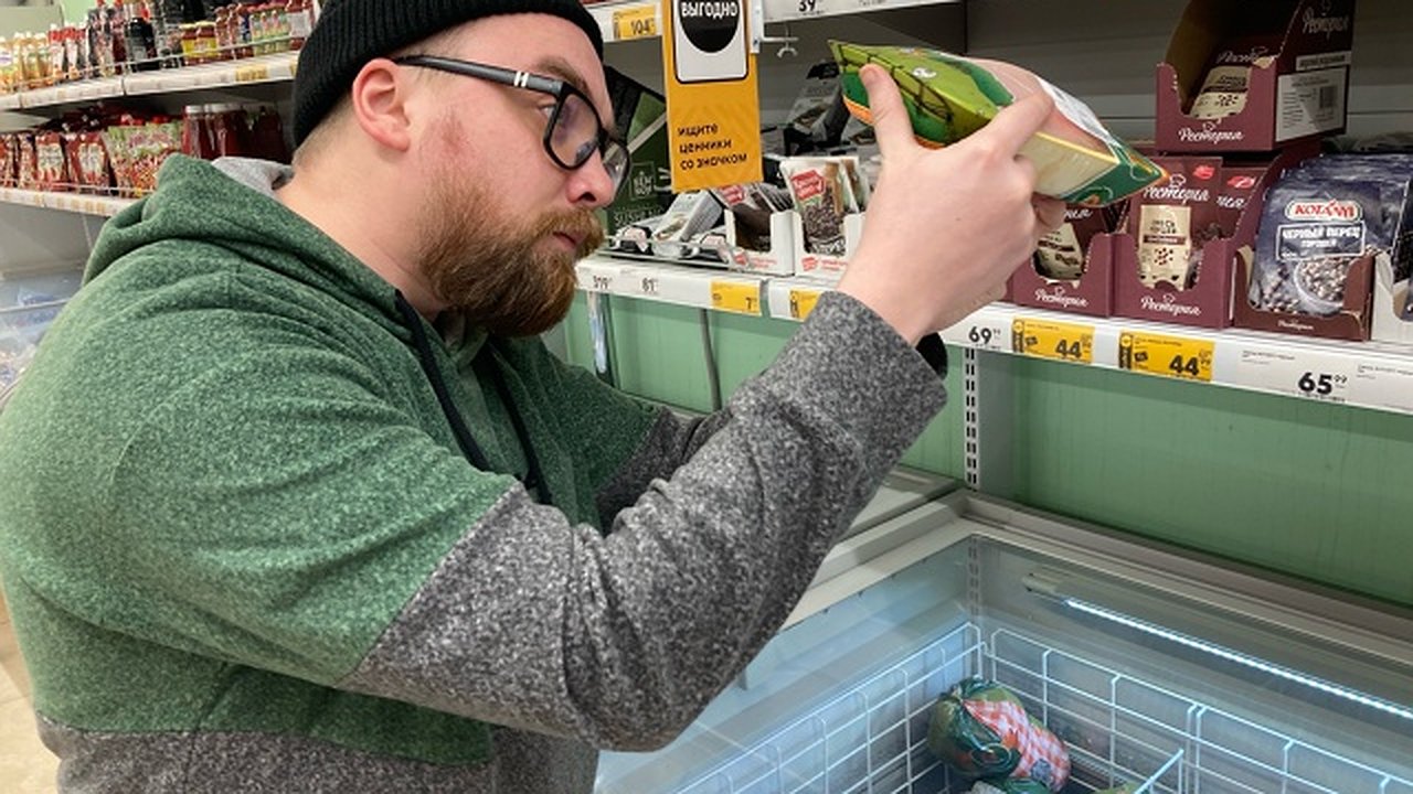 Главная картинка новости: Как просрочку в магазинах превращают в «свежие» продукты: секреты супермаркетов