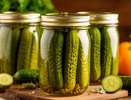 Превращаем привычную закуску в соблазнительное лакомство: маринованные огурцы на зиму за 20 минут — хрустящие и сладкие