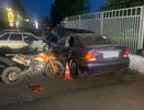 В Кирове пьяный мотоциклист устроил ДТП с припаркованным автомобилем Ford Focus