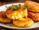Научили готовить вкуснятину на завтрак за 5 минут: пара яиц и пачка творога