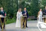 Миниатюра новости: Шесть пар кировчан обручились в Александровском саду в День семьи, любви и верности