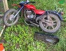 В Вахрушах 24-летний бесправник на мотоцикле не справился с управлением и наехал на препятствие