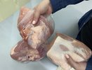 Как правильно размораживать мясо, рыбу и другие продукты: советы от шеф-повара