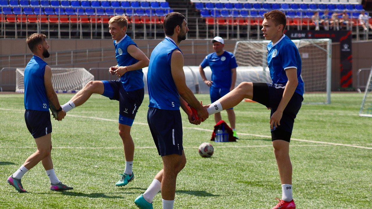 Главная картинка новости: В Кирове пройдет массовая футбольная зарядка