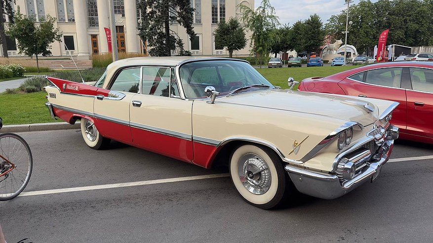 Главная картинка новости: Россияне до сих пор ищут и покупают эти 30-летние иномарки. Топ-10 самых популярных возрастных машин