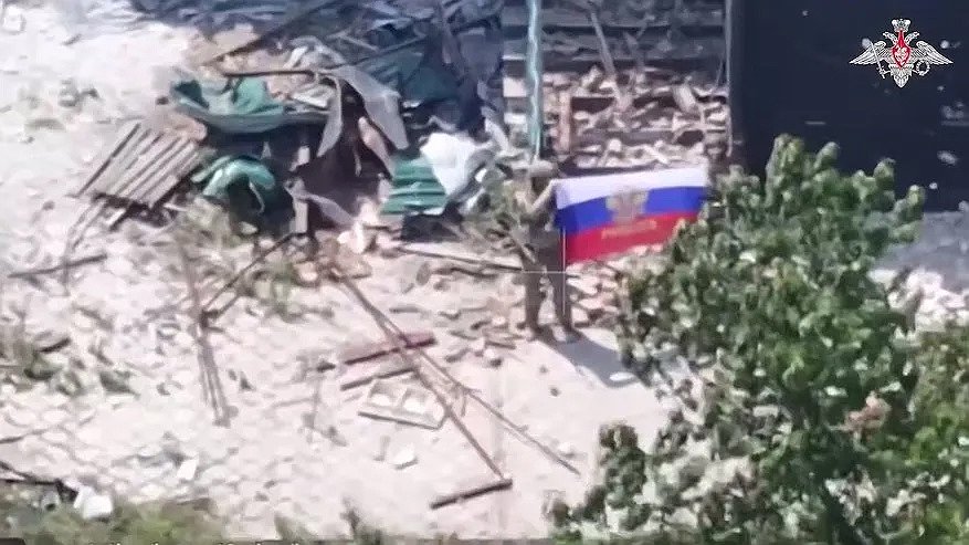 Главная картинка новости: Донбасс в обмен на НАТО? Как ошеломляющий прорыв под Покровском меняет карту перед переговорами с США