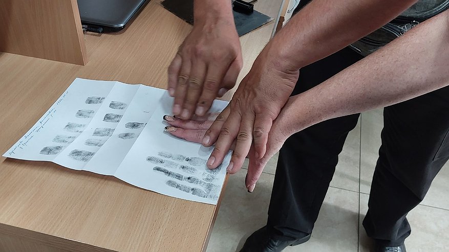 Главная картинка новости: Кировские полицейские установили личность похитителя денег у пенсионеров из Слободского