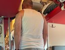 "Каждые пять минут театрально вздыхал и стонал на весь вагон с верхней полки": как я поставила на место наглых попутчиков
