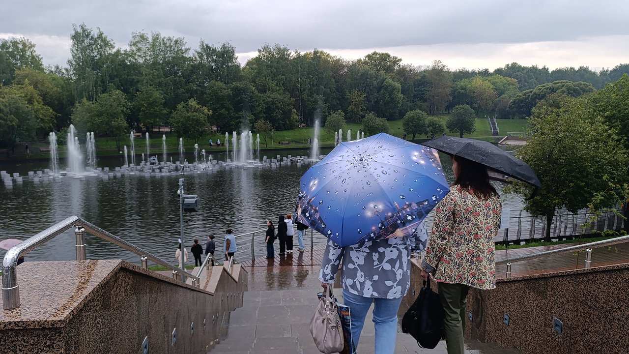 Главная картинка новости: Бабье лето-2025: Вильфанд рассказал, ждать ли аномально тёплую погоду в сентябре