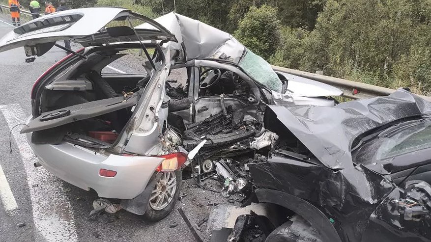 Главная картинка новости: В ДТП с четырьмя машинами под Кировом пострадали два человека