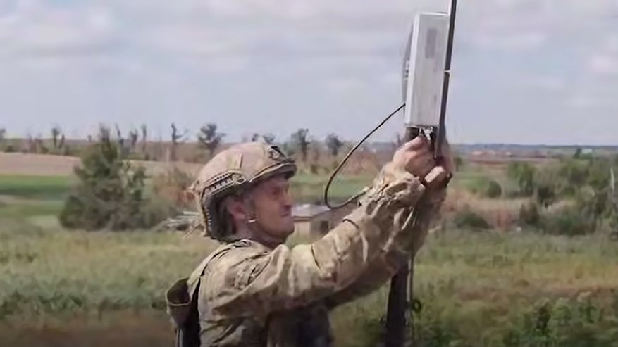 Главная картинка новости: За пять часов над российскими регионами перехватили 122 украинских беспилотника