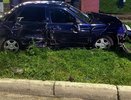 В Кирове водитель "Приоры" сбил цветочный контейнер: пострадали пешеходы