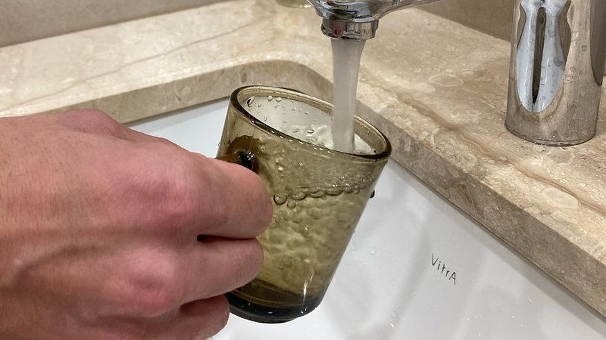 Главная картинка новости: В Кировской области питьевую воду проверили на качество