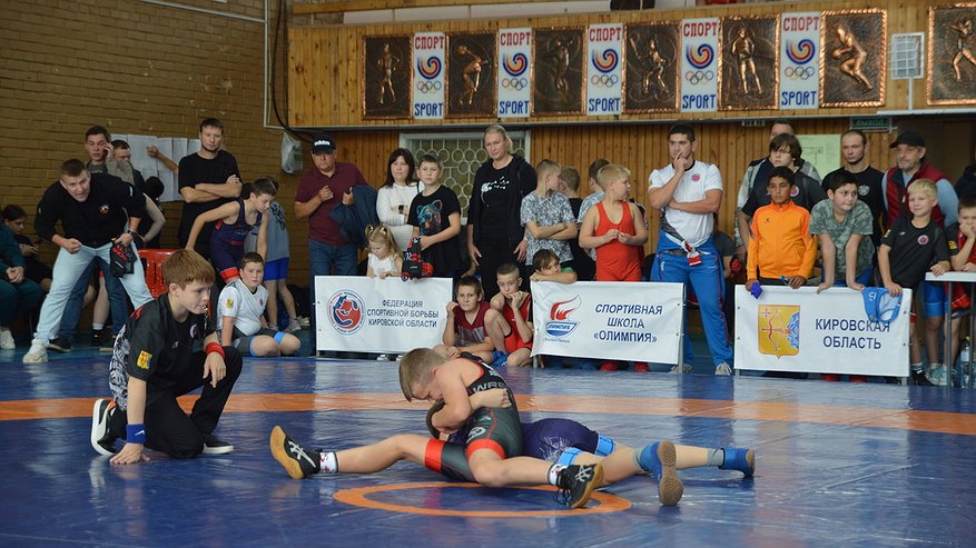 Главная картинка новости: Филиал «КЧХК» поддержал проведение детских турниров в Кирово-Чепецке