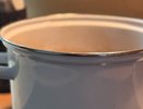 Кастрюли после чистки сияют, словно новые из люксового магазина: метод из СССР — бесплатно и без химии