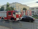 В Кирове три пожарных расчета тушили дом на улице Заводской