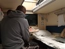 «Подвинься, я здесь лягу»: всего один случай в поезде отбил желание брать нижнюю полку раз и навсегда - такой наглости никогда еще не случалось