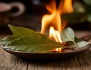 В октябре зажигаю лавровый лист у себя в квартире - далеко не все знают, для чего это нужно сделать