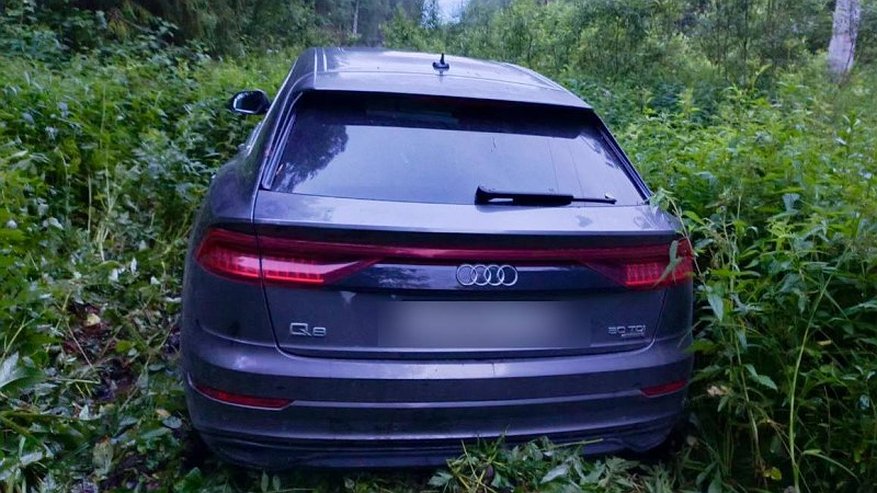 Главная картинка новости: Суд решил судьбу водителя из Советска, который сбил полицейского и прокатил его на капоте