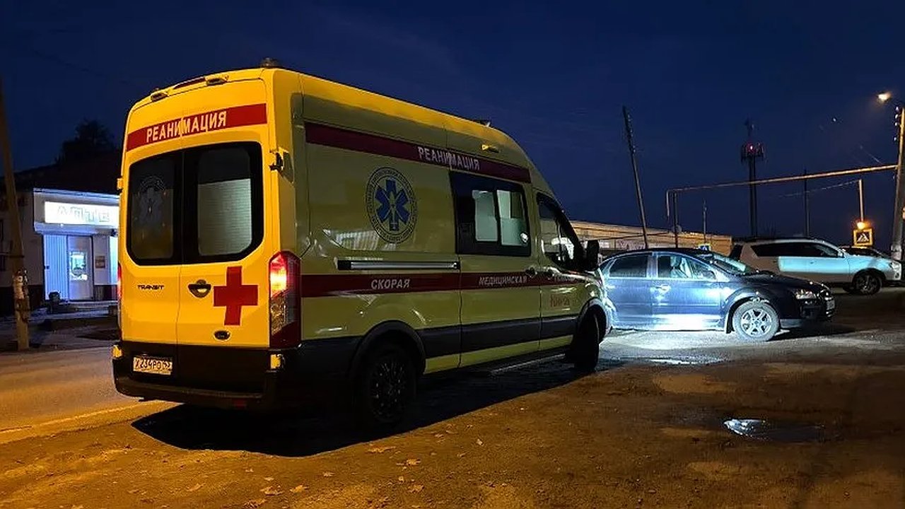 Главная картинка новости: В Кировской области электромонтер получил тяжелые травмы на рабочем месте