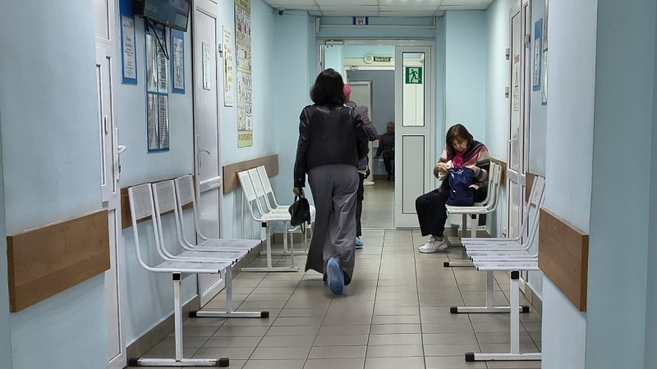 Главная картинка новости: В Кировской области заболеваемость ОРВИ снизилась на 6% за неделю