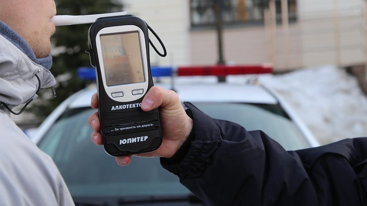 Главная картинка новости: «Он пил вчера, без вариантов»: бывший гаишник раскрыл, как инспекторы вычисляют нетрезвых водителей с первого взгляда