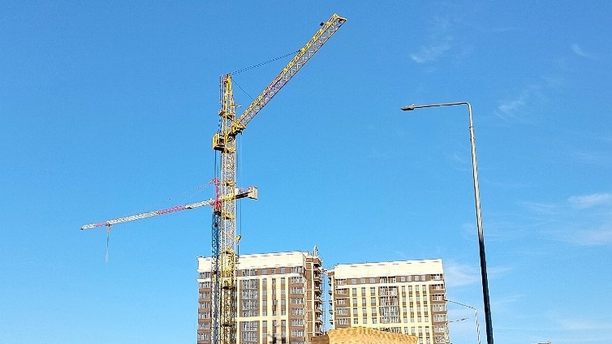 Главная картинка новости: Строительство многоэтажки в центре Кирова решили отменить из-за недовольства жителей