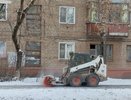 Бороться с гололедом в Кирове помогают 60 спецмашин и более 100 рабочих