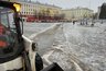 Миниатюра новости: В Кирове дорожные службы усилили работу из-за резкого потепления