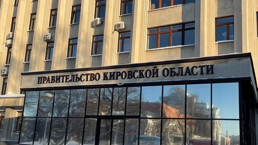 Главная картинка новости: "Большинство регионов идут в обратную сторону, а мы - вперед": Соколов высказался о принятии проекта областного бюджета в первом чтении