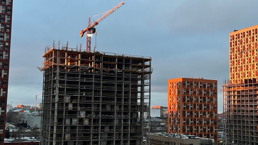 Главная картинка новости: Сейчас или в 2026? Когда выгоднее брать ипотеку и как не переплатить за жильё