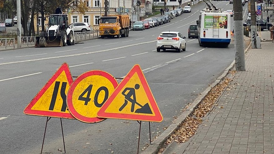 Главная картинка новости: На ремонт и строительство дорог в Кировской области направят 17 миллиардов рублей