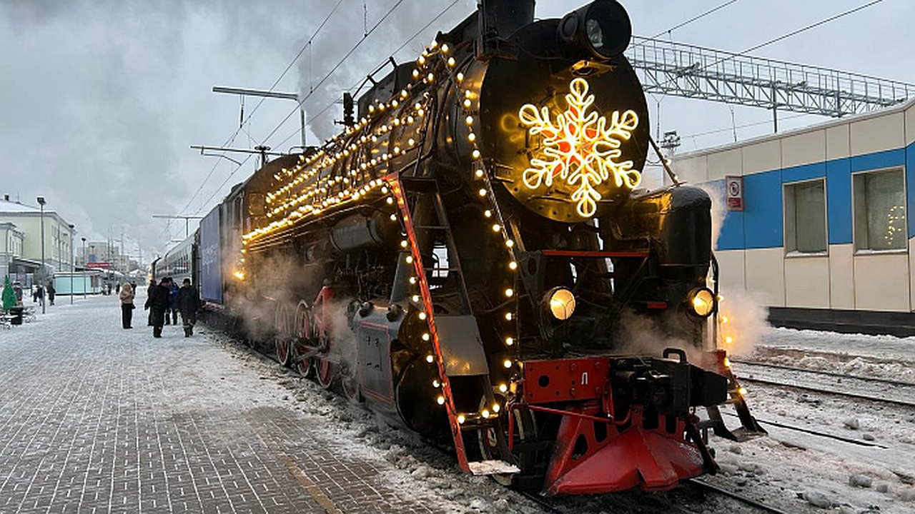 Главная картинка новости: В Кирове открывается продажа билетов на «Сказочный поезд» до Слободского