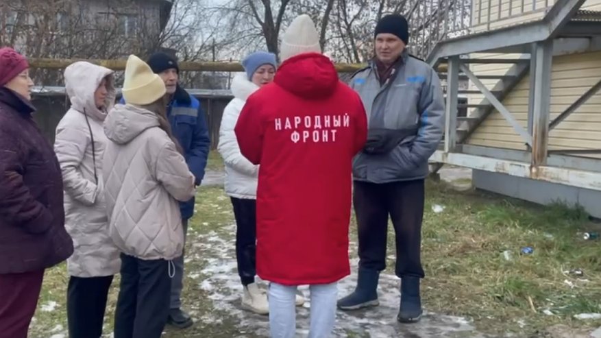 Главная картинка новости: "Квартиры пропахли фекалиями": в Кирове аварийным признали дом, выстроенный всего 12 лет назад