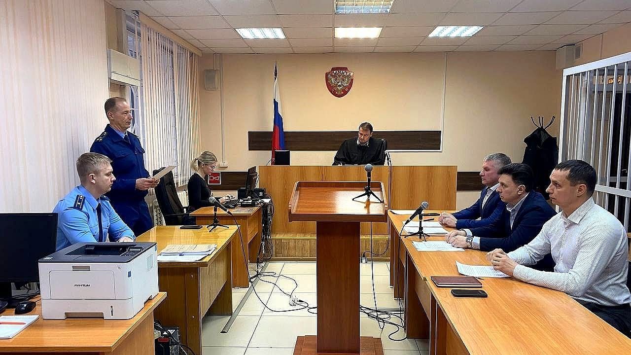 Главная картинка новости: Утратил доверие: кировская прокуратура через суд смогла изменить формулировку увольнения Руслана Мамедова