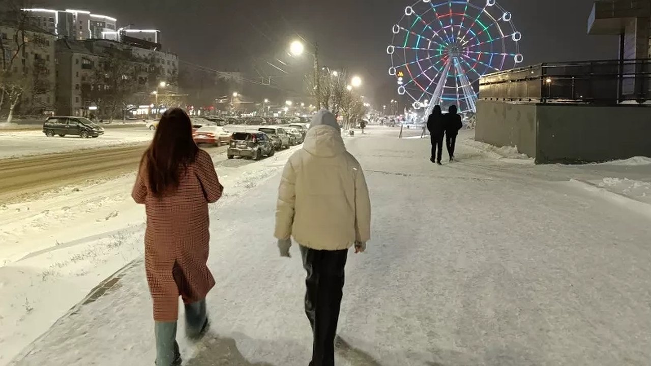 Главная картинка новости: 3 российских города, из которых бежит как тараканы почти вся молодежь — причины удивляют