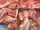 Купил в "Светофоре" большой кусок мяса, но есть его не смог. Оно не воняло, но кое-что меня смутило - делюсь опытом