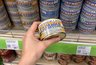 Миниатюра новости: Одна буква — два разных продукта: что скрывается за фразами «сделано морем» и «сделано в море» на консервах