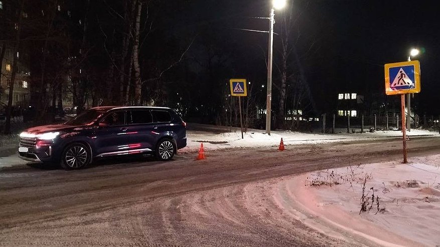 Главная картинка новости: В Кирово-Чепецке автомобиль EXEED сбил женщину-пешехода